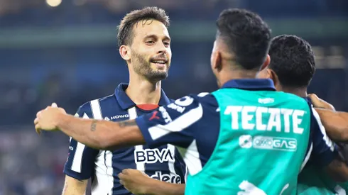 Sergio Canales no se irá de Monterrey este verano.