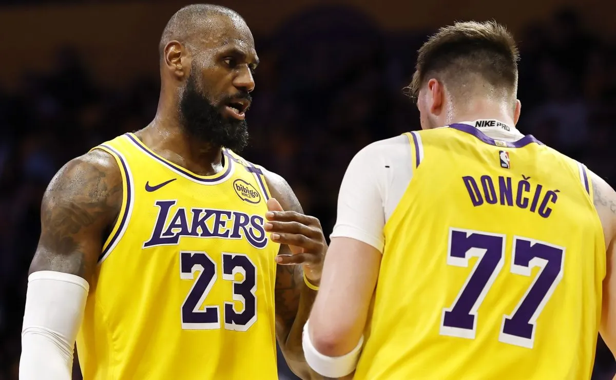 Los pivotes para ayudar a LeBron y Doncic tras la eliminación de Lakers ...