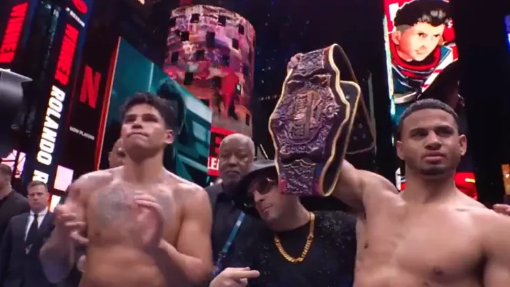 Rolly Romero superó de principio a fin a Ryan García y ganó de manera justa.