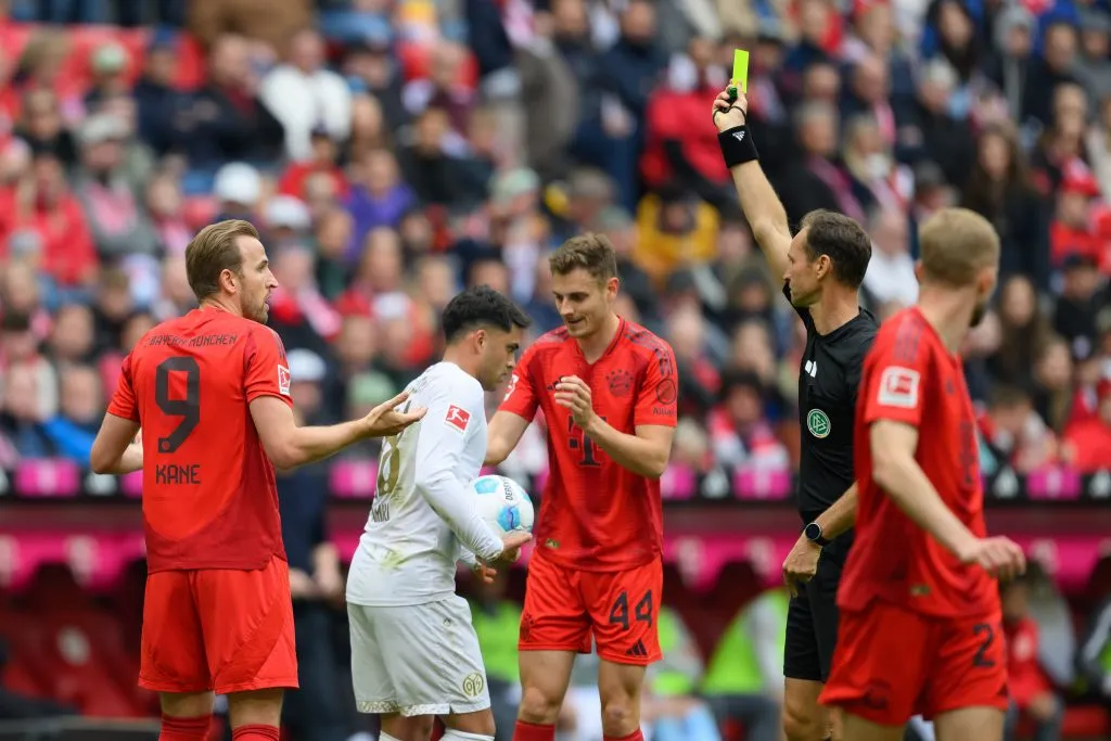 El momento de la tarjeta que crucificó a Harry Kane [foto: Getty]