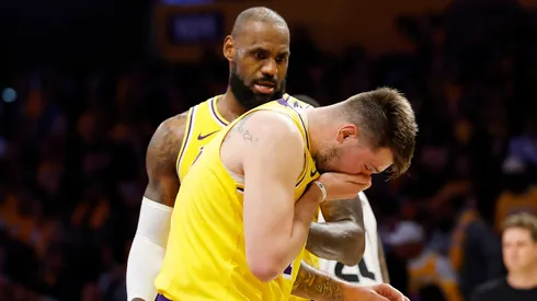 LeBron James y Luka Doncic.