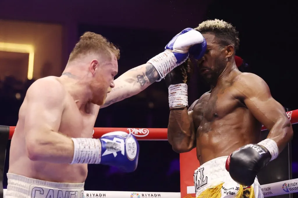 Canelo Álvarez vs. William Scull en Arabia Saudita (Getty Images)