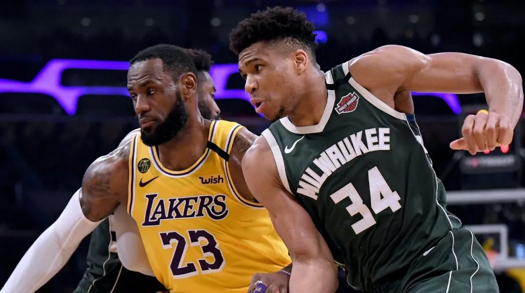 LeBron James y Giannis Antetokounmpo. (Foto: Getty Images)