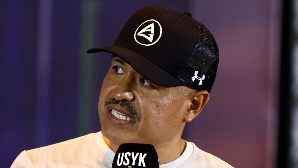 Robert García fue muy duro en su crítica hacia Canelo Álvarez. (GETTY IMAGES)