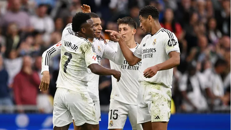 Real Madrid juega contra Barcelona