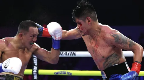 Vaquero Navarrete sufrió la suspensión de su combate vs. Charly Suarez por un corte severo en el rostro.