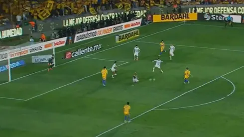 Juan Brunetta marcó ante Necaxa y desató la locura de los aficionados de Tigres UANL