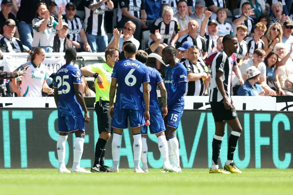 La expulsión de Nico Jackson vs. Newcastle (GETTY IMAGES)