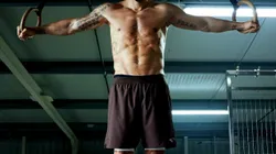 Del balón a las mancuernas: así cambian sus rutinas los futbolistas que se lesionan