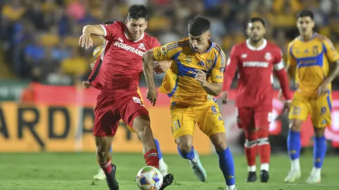 Toluca y Tigres UANL se enfrentan en el Nemesio Díez