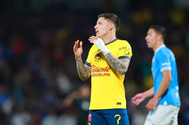 Brian Rodríguez buscará ayudar a América a vencer a Cruz Azul [Foto: Getty]