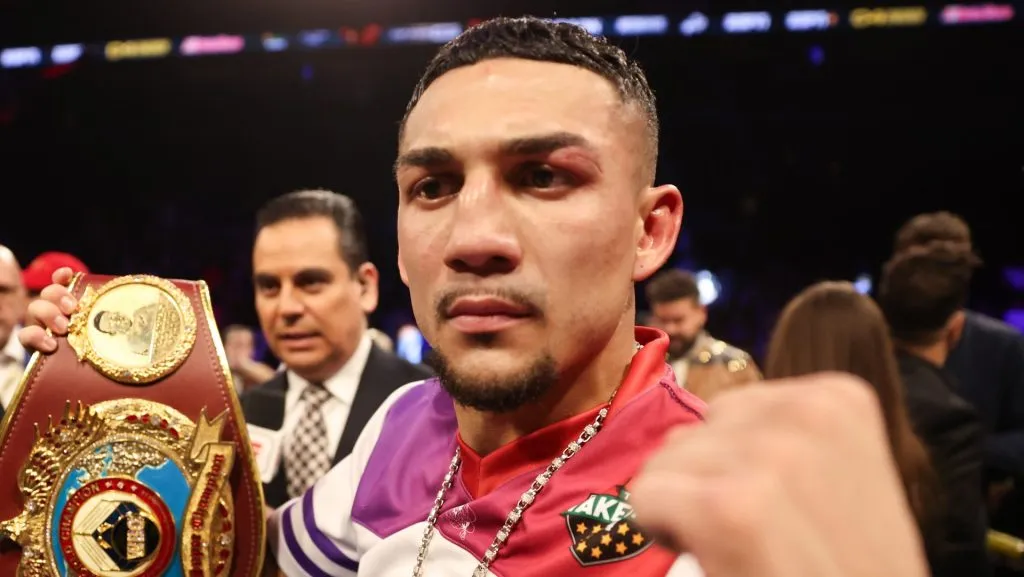 Teófimo López se expresó sobre la pelea que tendrán Canelo Álvarez y Terence Crawford.