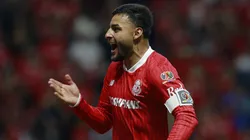 Alexis Vega metió un doblete ante Tigres