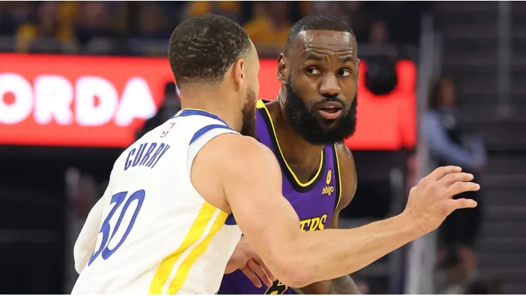 Stephen Curry y LeBron James.