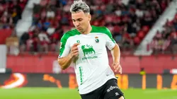 Se formó en la cantera de Real Madrid y lleva convertidos 11 goles en 36 partidos de la segunda división española.