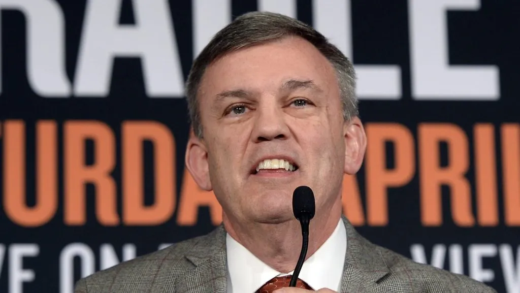 Teddy Atlas fue muy claro a la hora de opinar sobre la pelea entre Canelo Álvarez y Terence Crawford. (GETTY IMAGES)
