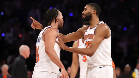 Jalen Brunson y Mikal Bridges