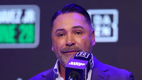 Óscar de la Hoya apoyó a Canelo Álvarez de forma sorpresiva.