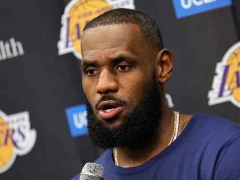 LeBron tomaría una decisión de US$52.6 millones sobre su futuro