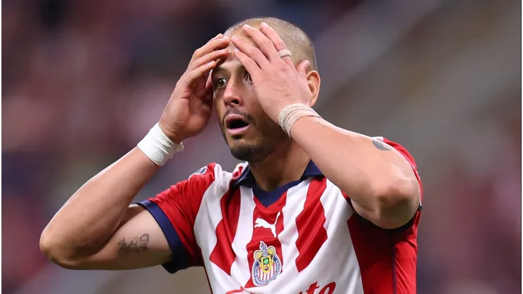 Javier Hernández alertó a todos en el Guadalajara.