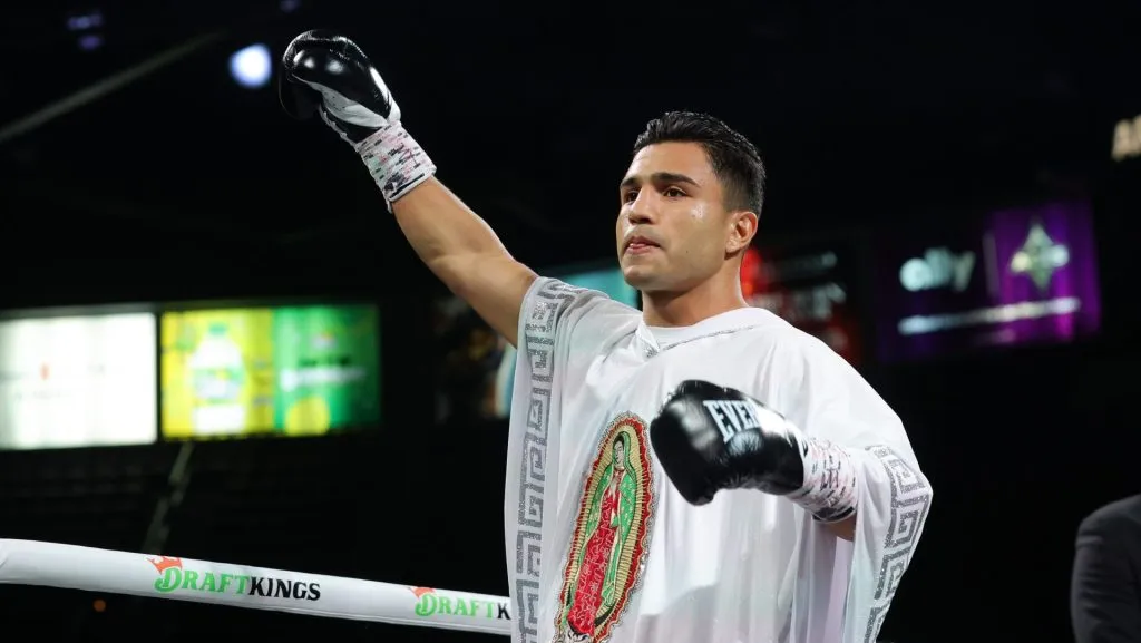 Armando Reséndiz sueña con enfrentar a Canelo Álvarez en el futuro. (GETTY IMAGES)