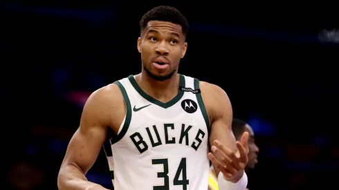 Giannis Antetokounmpo debe tomar una decisión sobre su futuro