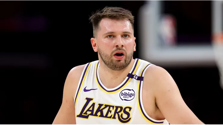 Luka Doncic, base de Lakers.