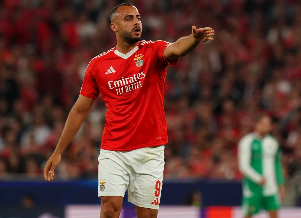 Rayados tiene interés en Arthur Cabral (Getty Images)