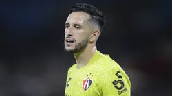 Camilo Vargas es buscador por equipos