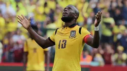 Enner Valencia quedó fuera del equipo ante Brasil.