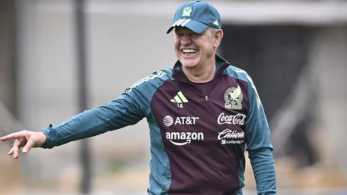 Aguirre aseguró que aún no ha decidido cuál será su alineación titular para la Copa Oro.