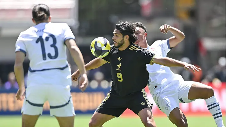 México está jugando el primero de sus dos amistosos preparatorios rumbo a la Copa Oro.