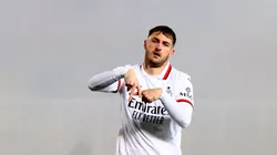 Santiago Giménez quiere a un compatriota en el Milan