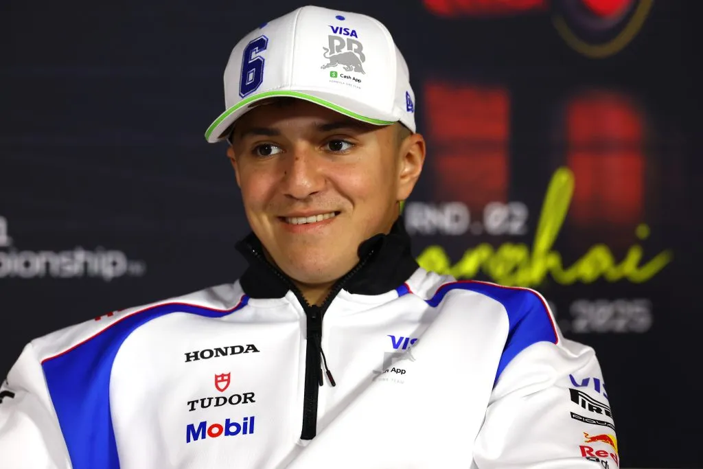 Isack Hadjar en rueda de prensa de la F1 (GETTY IMAGES)