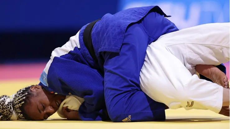 El Mundial de Judo dejó una imagen preocupante con una atleta que terminó desmayada.
