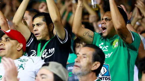 Los aficionados de León mostraron su enojo con la FIFA por no estar en el Mundial de Clubes.