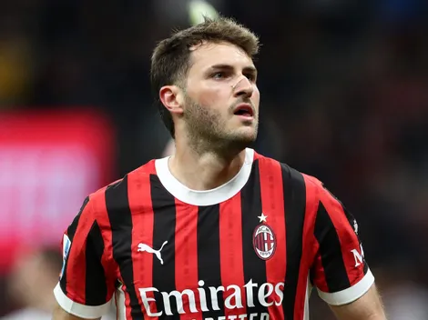 ¿Competencia para Santiago Giménez? Los nombres que Milan tiene en carpeta para fichar