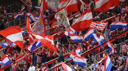 Un ídolo de Chivas no volverá al club y continuará su carrera en Europa