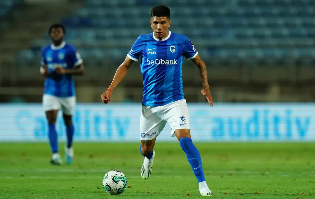 Nicolás Castro con la playera del Genk (Getty Images)