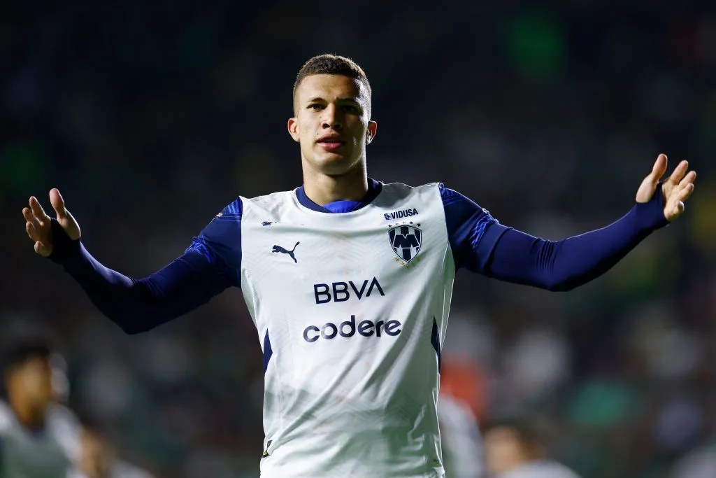 Nelson Deossa no será titular y sorprende a los fanáticos [Foto: Getty]