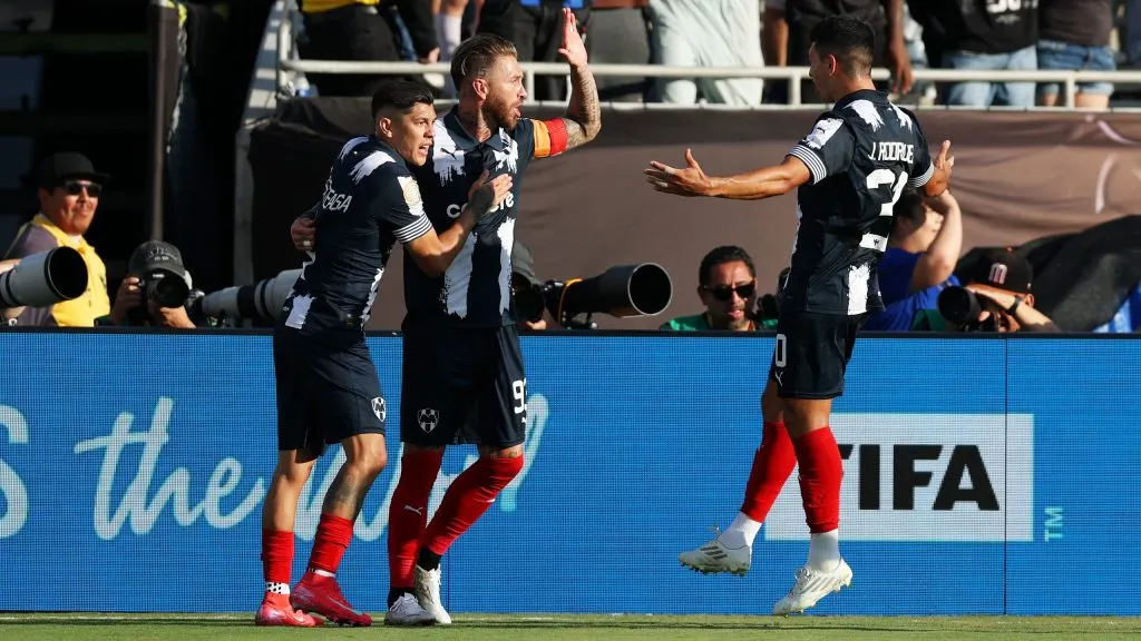 Sergio Ramos marcó el primer gol de Rayados en el Mundial [Foto: Getty]