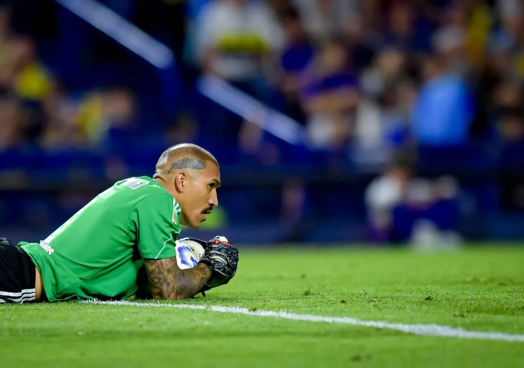 Ignacio Arce, arquero y figura del Deportivo Riestra [Foto: Getty]