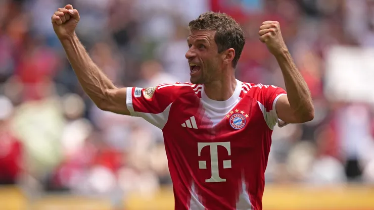 Thomas Muller anotó dos goles en la goleada de Bayern Múnich sobre Auckland City.