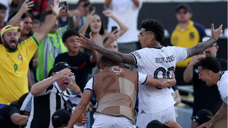 Botafogo venció a París Saint-Germain e hizo historia en Pasadena.