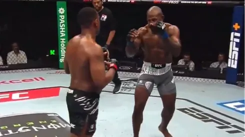 Khalil Rountree Jr. venció de manera contundente a Jamahal Hill en Bakú.