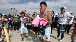 Incidentes en las afueras del Rose Bowl