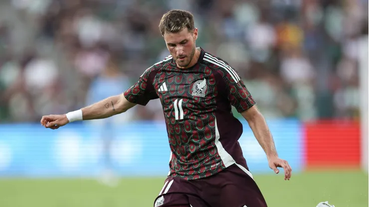Santiago Giménez no será titular en el duelo de México ante Costa Rica por la Copa Oro 2025