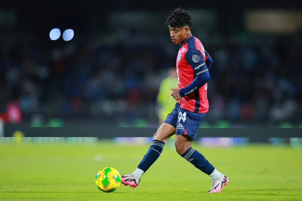 Amaury Morales prolongaría su contrato con Cruz Azul. (Getty Images)