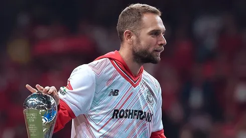 Pau López complica los movimientos del Toluca.