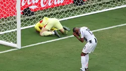 Kalulu hizo un gol en propia puerta que nadie entiende